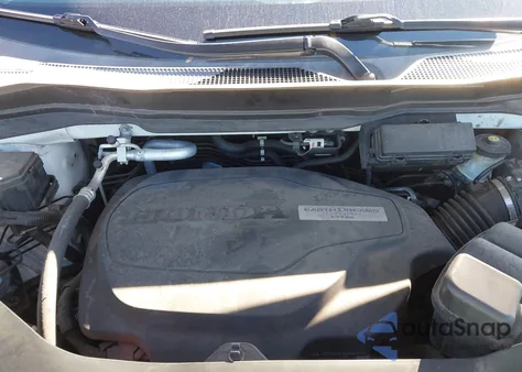 2017 Honda Pilot Ex z USA, uszkodzony, nr VIN 5FNYF6H3XHB104138